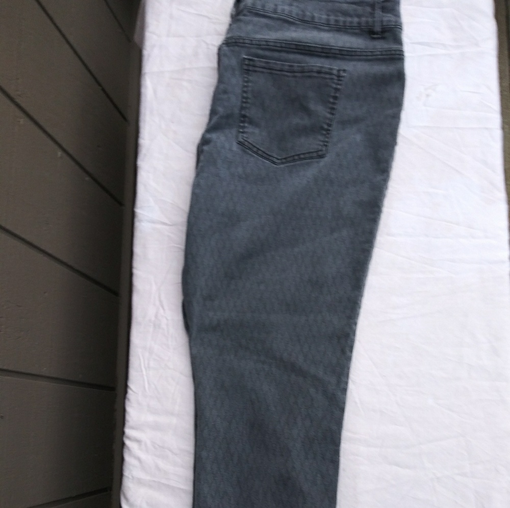 Jeans - Picture 2 of 2